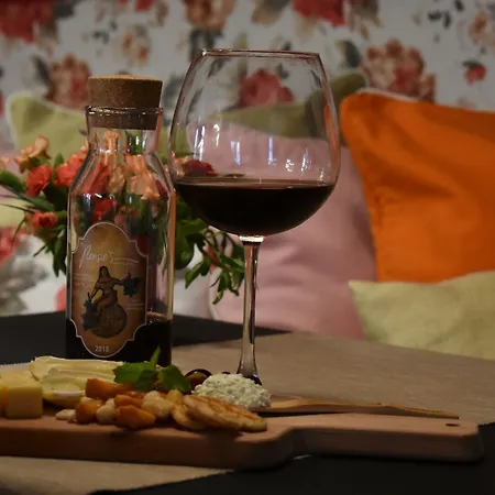 Nensie's Boutique Szálloda 2*