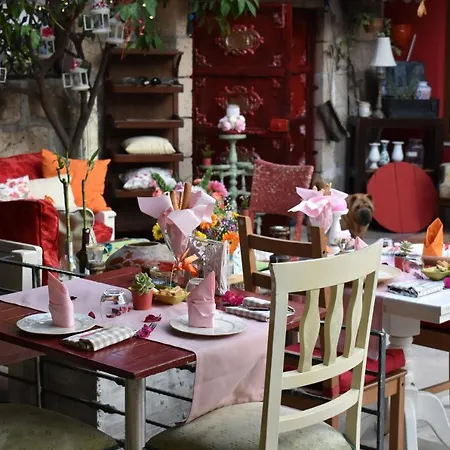 Nensie's Boutique Hotel Antalia